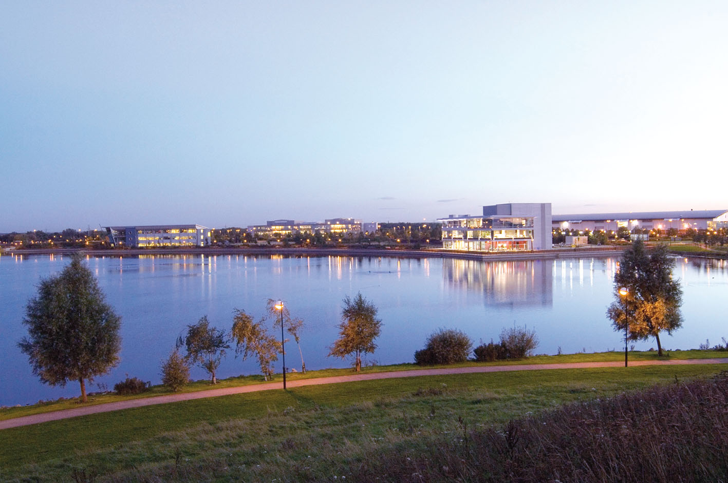 A lakeside in Doncaster at evening time